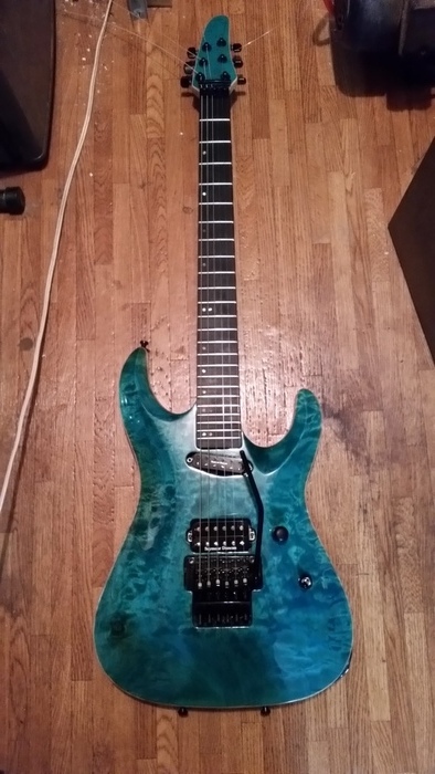 CHIYAMA ギター きんた まけるなのフォトギャラリー「Chiyama ストラト